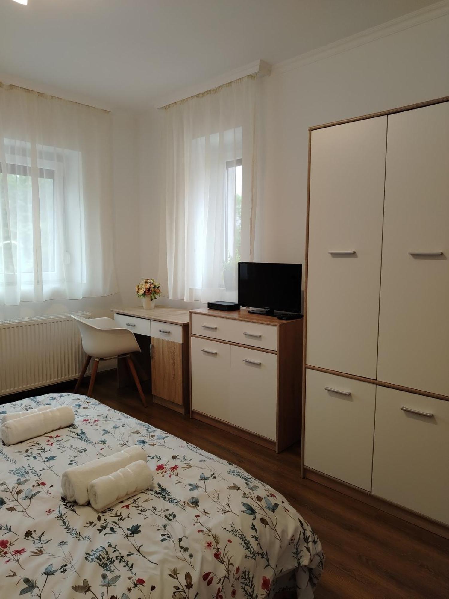 Kaptarko Apartmanhaz Demjén エクステリア 写真