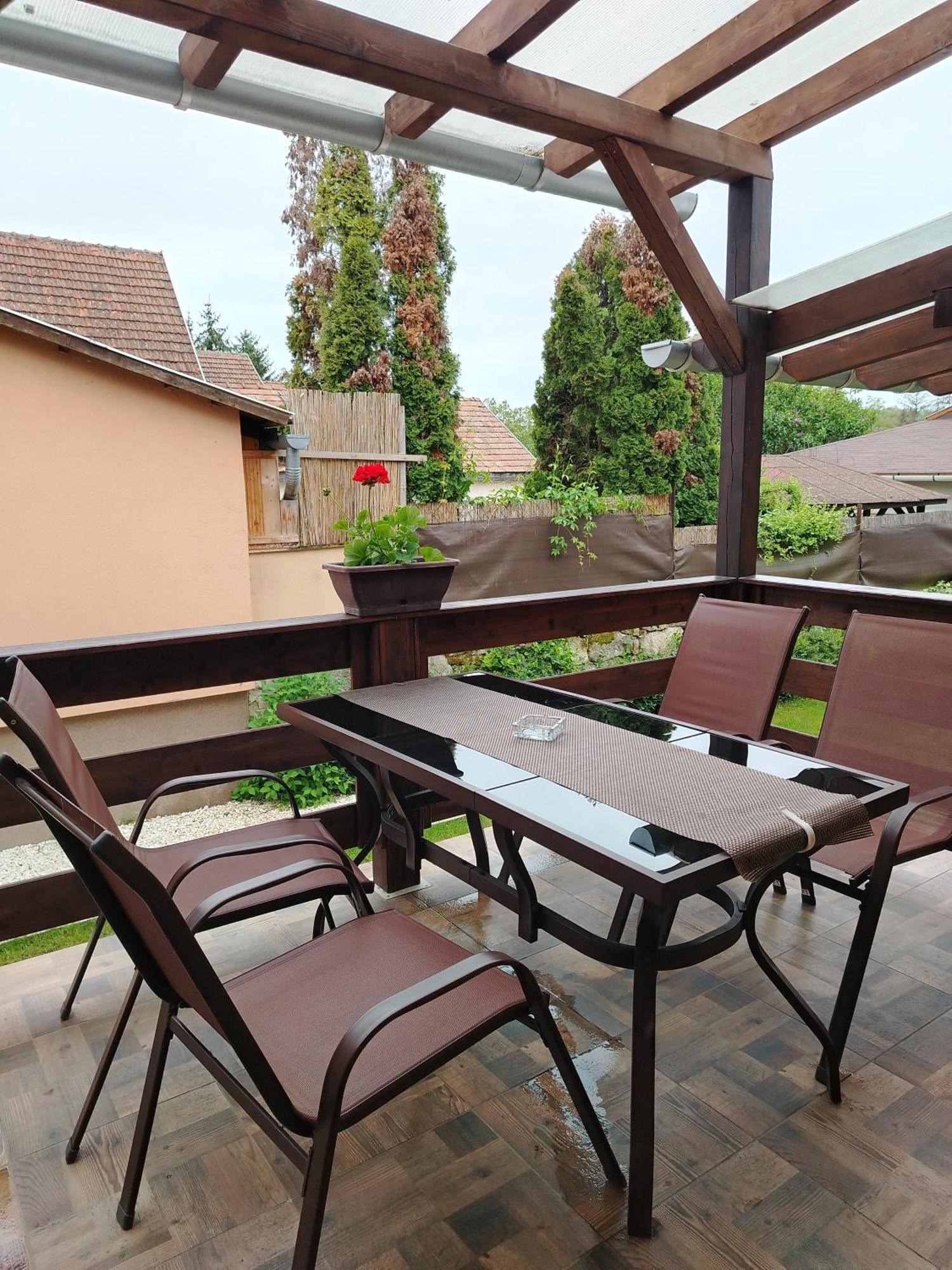 Kaptarko Apartmanhaz Demjén エクステリア 写真