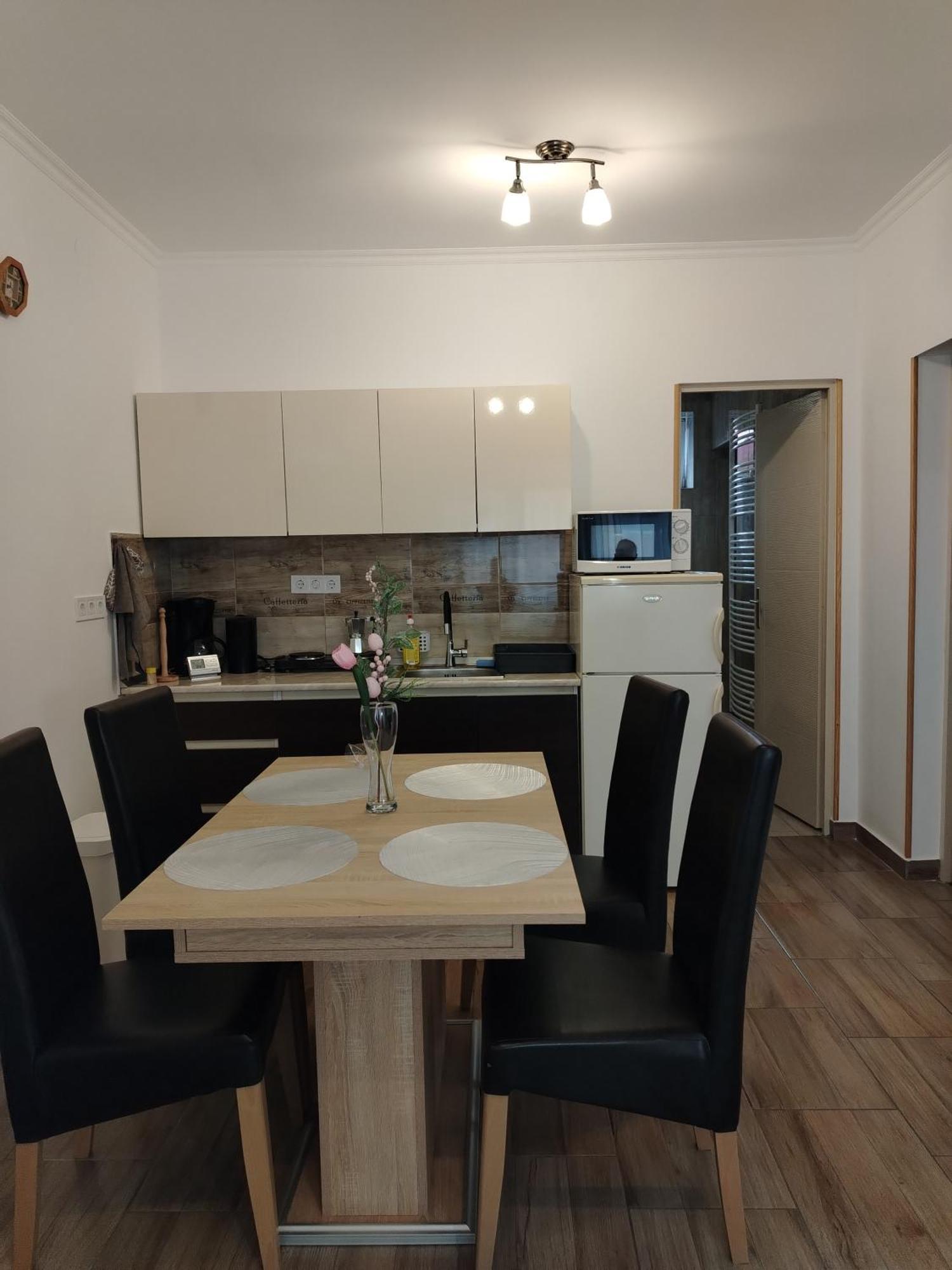 Kaptarko Apartmanhaz Demjén エクステリア 写真