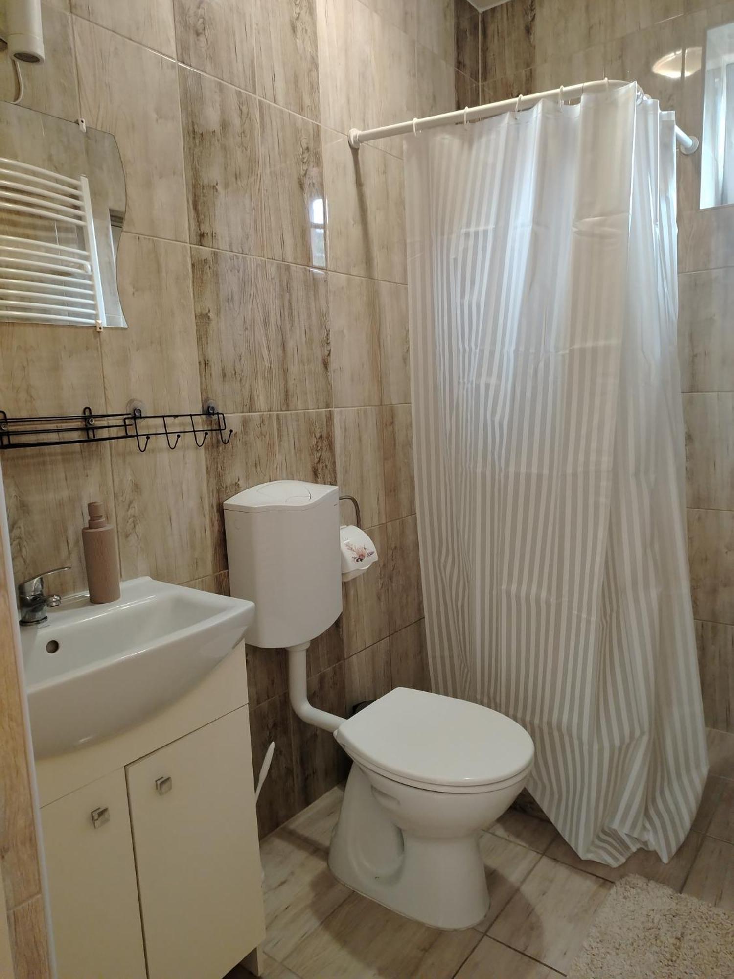Kaptarko Apartmanhaz Demjén エクステリア 写真